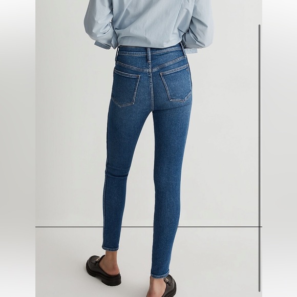 Madewell l0” HIGH-RISE SKINNY JEANS, EARDLEY WASH. Size 31P, worn. Super comfy - Picture 3 of 12